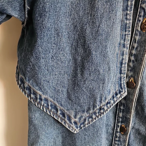 Classic Blue Denim Hooded Jacket - Picture 2 of 10